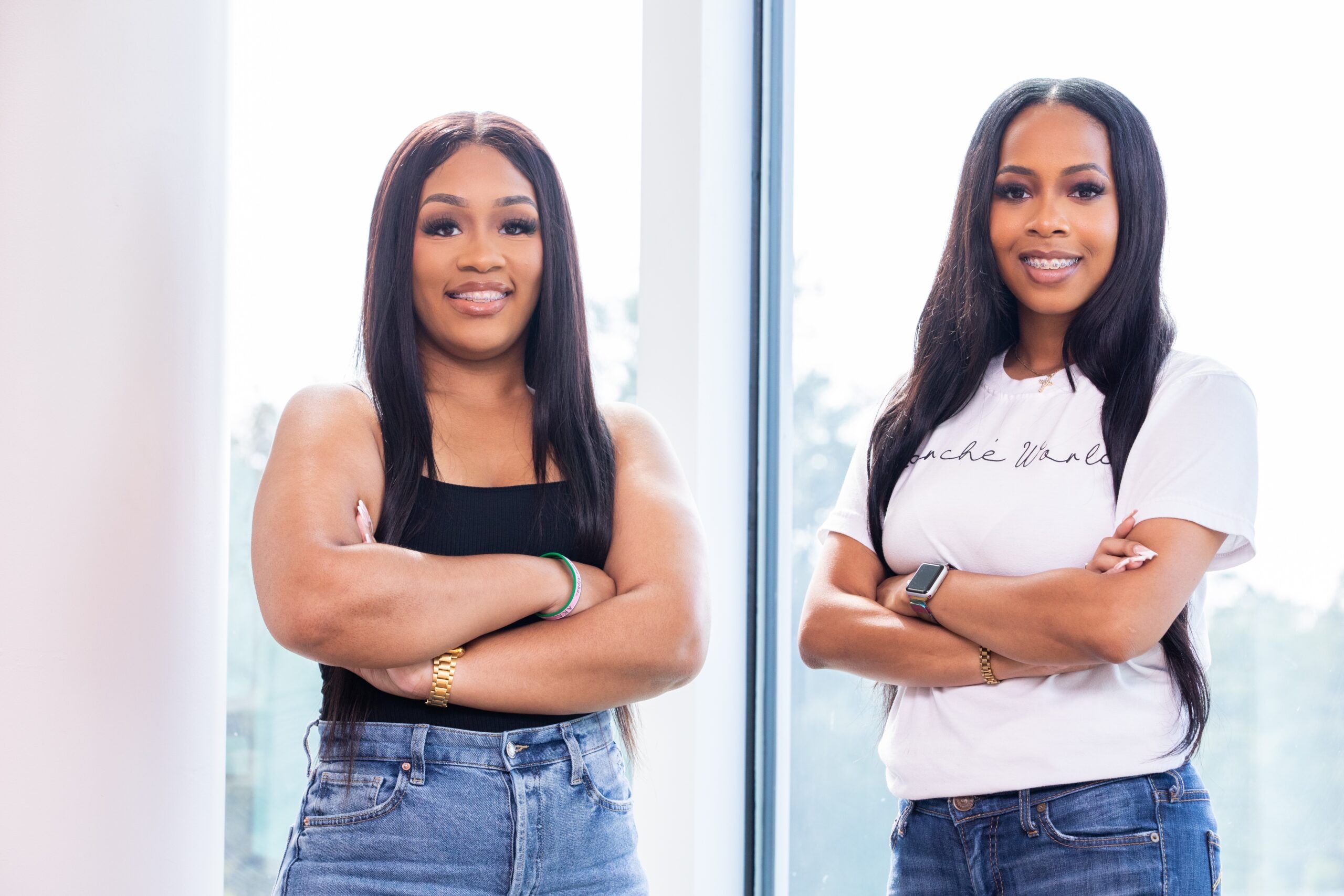 Dillard receives a 16K scholarship commitment from Resource Bank