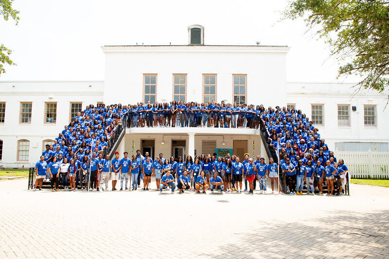 Dillard Univerity students group photo