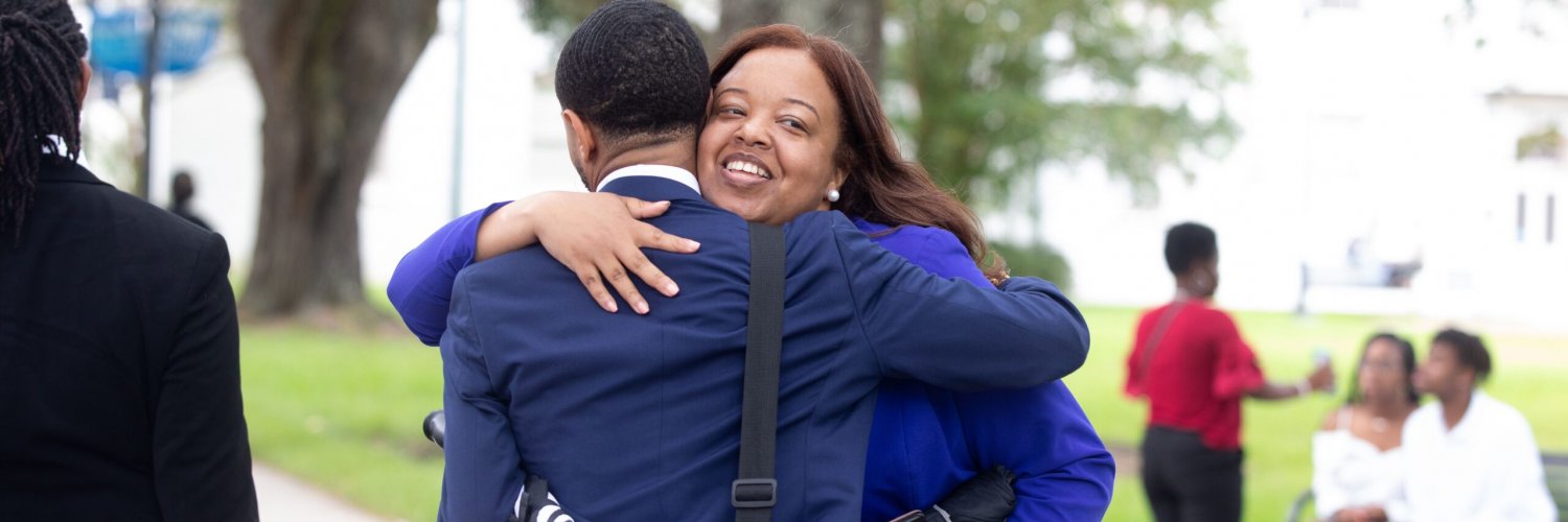 DILLARD UNIVERSITY STUDENT