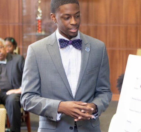 Mask group (5) (1) Dillard University Academics